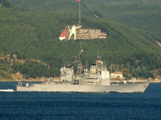 Rus Savaş Gemisi, Çanakkale'den Geçti