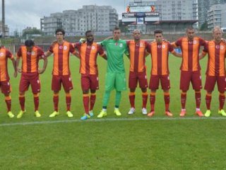 Burak Taraftarla Tartıştı