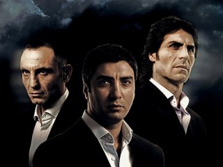 Ünlü Oyuncu Hastaneye Kaldırıldı