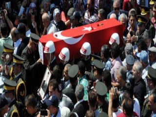 Şehit Teğmen Ve Uzman Çavuş'a Gözyaşlarıyla Veda