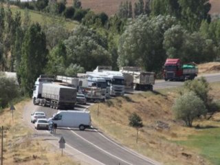 PKK Yol Kapattı!