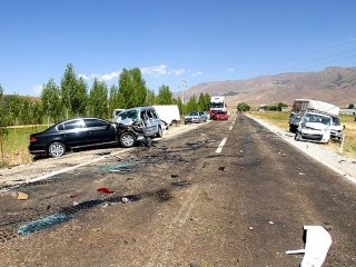 Varto-Karlıova Yolu Ulaşıma Açıldı