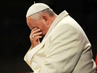 Papa'dan Beklenen Hareket!