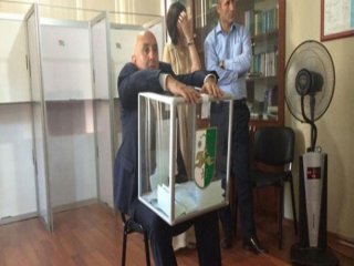 Abhazya Seçiminde Sandık Tartışması