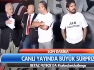 Çakar: 'Kafasından Aşağı Su Dökenler Geri Zekalı!'