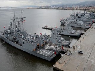 Donanma Komutanlığı, Kapılarını Açıyor