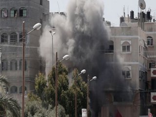 İsrail Yine Çocuk Ve Kadınları Hedef Aldı