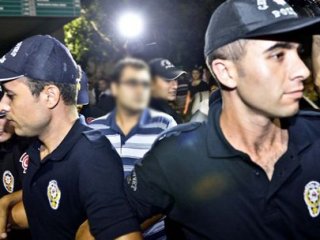 Tutuklanan 44 Polis AYM'ye Başvurdu