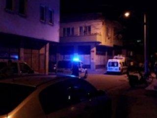 Babasını Uykudayken Baltayla Öldürdü