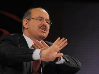 Çelik AK Parti'den Kopuyor Mu?