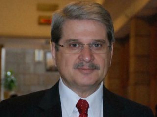 'Davutoğlu Gölge Başbakandır'