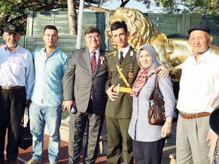 Şehit Eşinin Gurur Günü