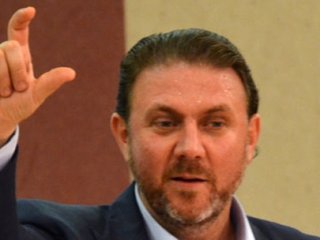 Yiğit Bulut Kurtlar Vadisi'nde!