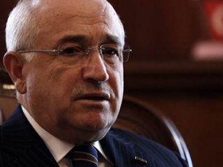 Çiçek'ten Resepsiyonda Çarpıcı Mesajlar