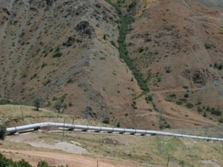 Terör Örgütü HES'i Bombaladı