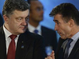 Rasmussen'den Rusya'ya 3 Uyarı