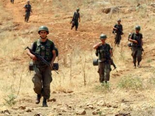 Kaçakçılara Müdahalede 3 Asker Yaralandı