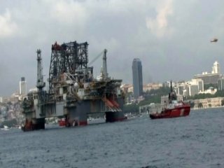 Dev Platform, Boğaz'dan 10 Saatte Geçti