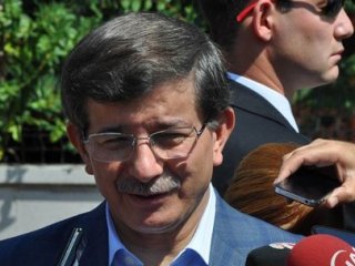 Davutoğlu'ndan El-İbadi’ye Telefon