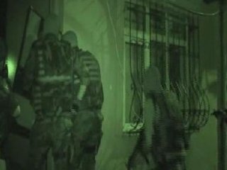 Polisten 5 İlçede Helikopter Destekli Operasyon