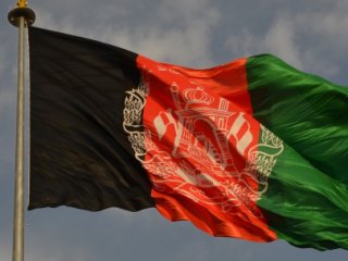 Hindistan'dan Afganistan'a Dev Bayrak