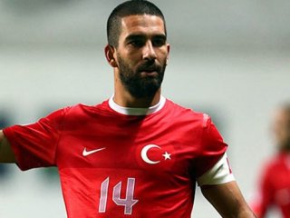 Arda Futbolu Bırakmış