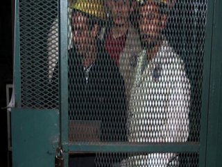 Madende Kilitli Çalışıyorlar