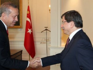 Erdoğan Davutoğlu’yla Görüştü