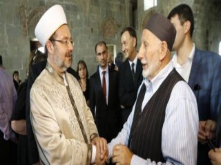 Diyanet İşleri Başkanı Görmez Tarihe Geçti
