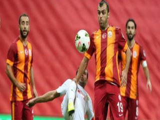Pandev Ve Tarık Sınıfı Geçti