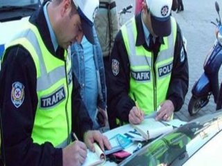 60 Bin Ehliyete El Konuldu