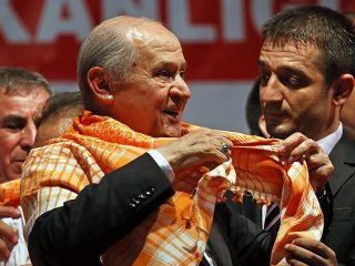 Bahçeli'den Akil İnsanlara Sert Tepki