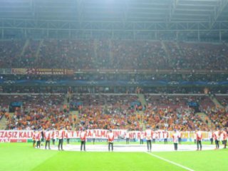 Arena'da TFF'ye Dev Protesto!