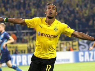 Dortmund Arsenal'e Acımadı!