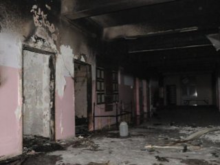 Cizre’de Üç Okulu Ateşe Verdiler