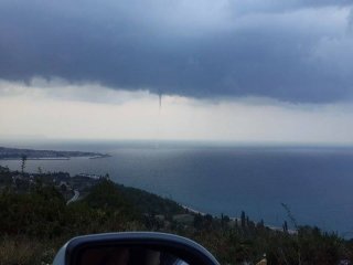 Sinop'ta Ortaya Çıkan Hortum Görenleri Şaşırttı