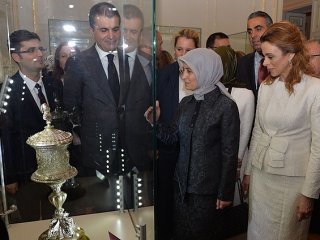 "Cülus Armağanları Sergisi" Açıldı