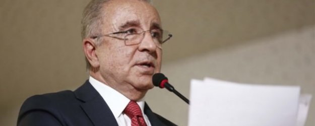 Ünal Aysal Terim'i Tamamen Mi Sildi?