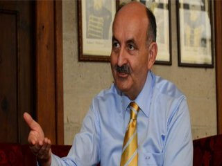 Müezzinoğlu: Sağlıkta Dünyayla Yarıştık