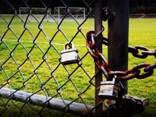 Ekonomik Kriz Futbolu Da Vurdu! Maçlar Ertelendi!