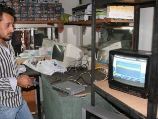 Uydu Alıcısını Kapan Bakın Nereye Gitti