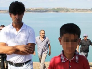Yengeç Ararken Bomba Buldu!