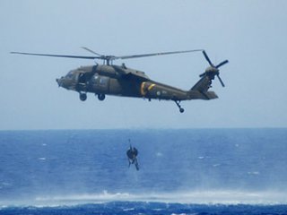 İran ve Çin'den Ortak Tatbikat