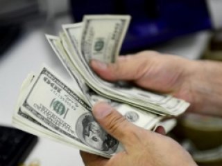 Dolar Yeni Haftaya Rekorla Başladı