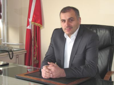 Yaz okulunda hem Kur'an öğreniyor hem eğleniyorlar