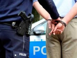 Türk Vatandaşına IŞİD Gözaltısı