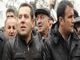 HDP'li Vekil Şimdi De Yol Kesti!