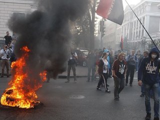 Ukrayna Çatışmaların Gölgesinde Seçime Gidiyor