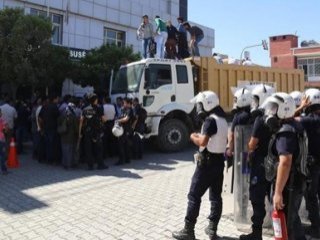 HDP'li Vekile Kobani İzni Çıkmadı