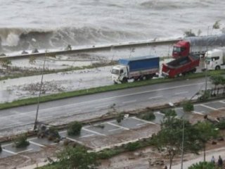 Burası Giresun! Dev Dalgalar..